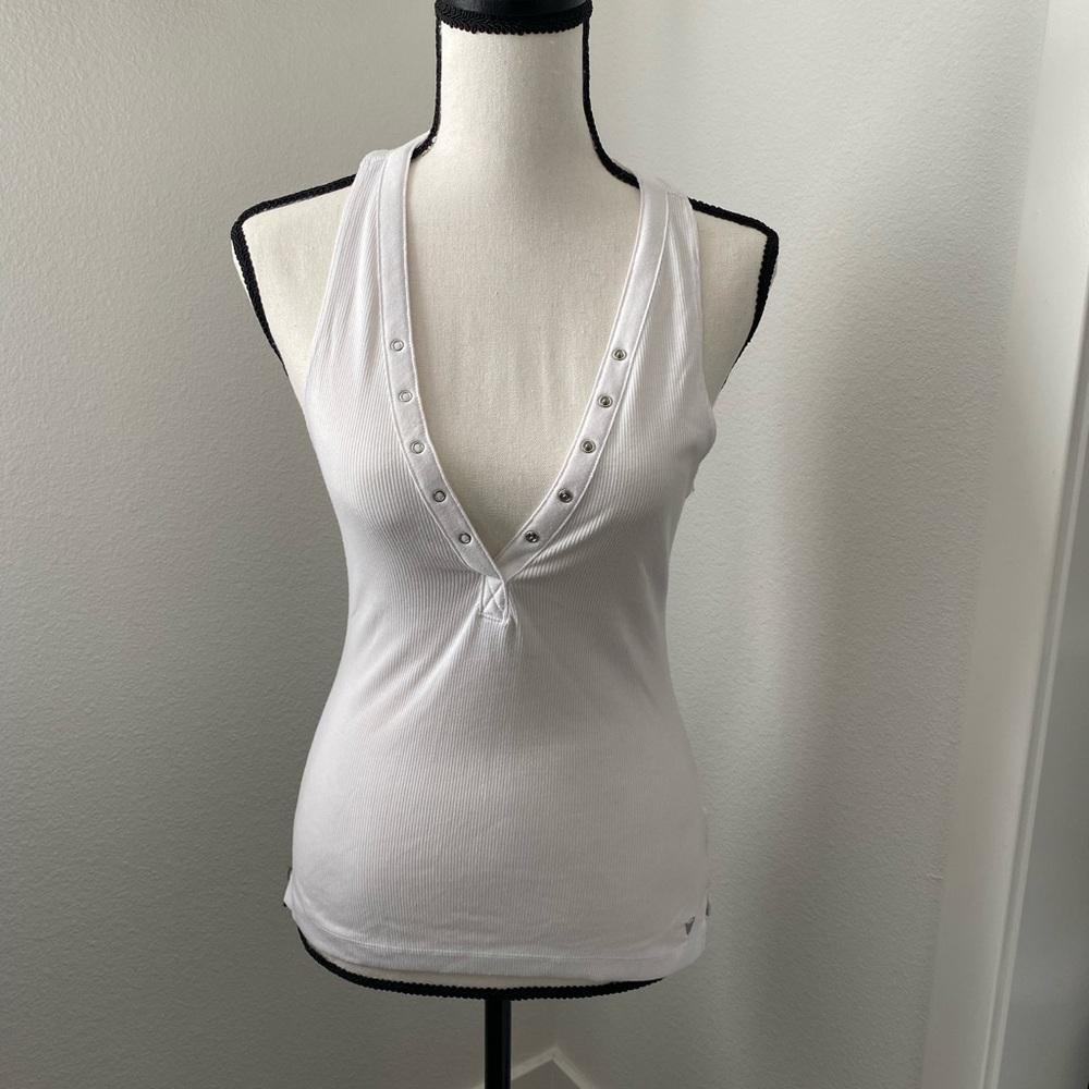 Guess low V cut tank